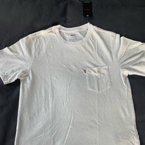 Levi’s white tee new with tags